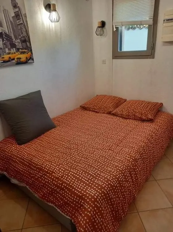 Studio dans villa calme à 15km de Cannes Peymeinade Appartement