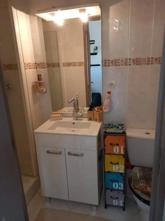 Appartement Studio dans villa calme à 15km de Cannes Peymeinade